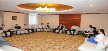 2014四川省企业社会责任报告发布会领导会见参会嘉宾